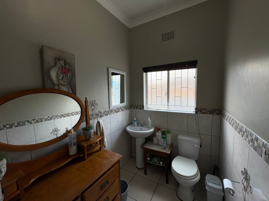 6 Bedroom Property for Sale in Bodorp North West